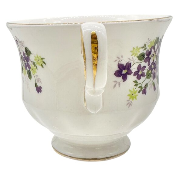 Queen Anne Violet Bone China Tea Cup Saucer Set England Gold Trim Floral Design - Picture 9 of 10